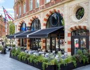 Radisson Blu Edwardian Hampshire Hotel Exterior Image Leicester Square Kitchen