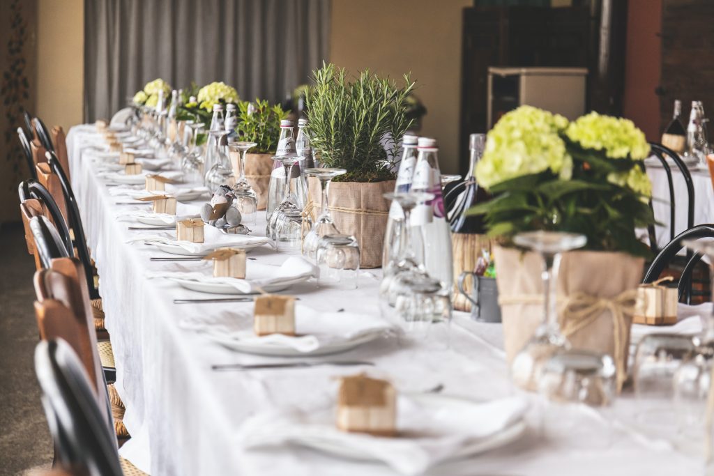 Dining table decorations