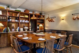 Lisboeta Private Dining Room Image1 335x223